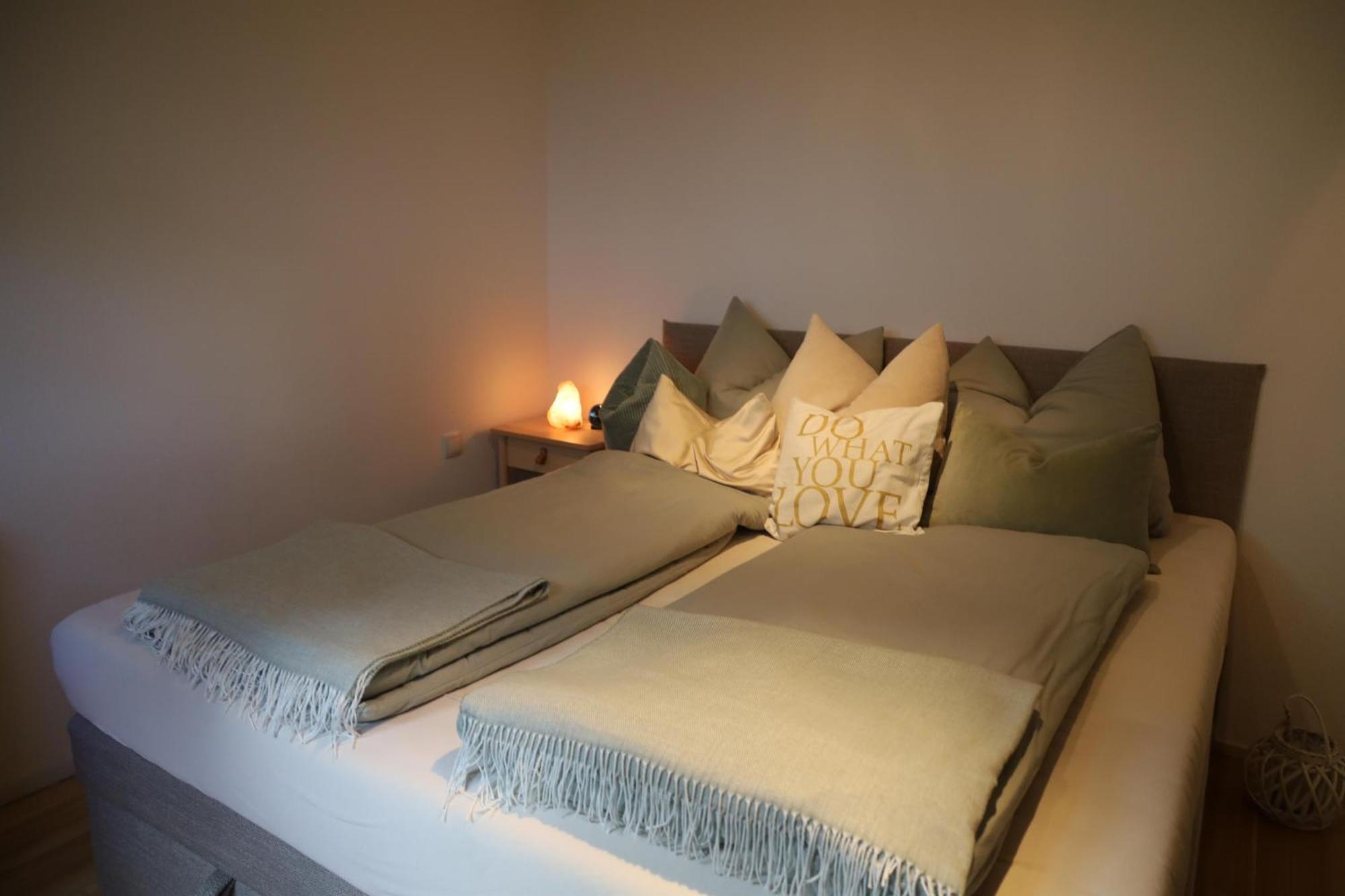 Ferienwohnung Familiengarten Volders Dış mekan fotoğraf